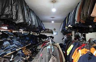 Bahçe sezonun başlamasıyla, ikinci el kıyafete...