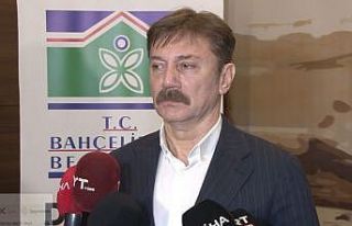 Bahçelievler Belediye Başkanı Hakan Bahadır: "Gençlerle...