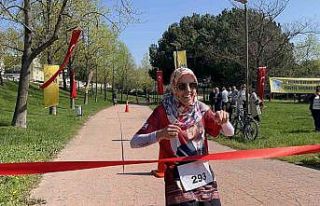 ’Bak Postacı Geliyor’...Bursa’da postacıların...