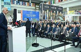 Bakan Ersoy: "Bin 300 halk kütüphanesiyle 800...