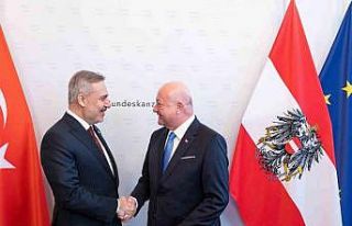 Bakan Fidan, Avusturya Başbakanı Stocker ile görüştü