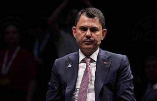 Bakan Kurum: "Fosil yakıtlardan uzaklaşmak...