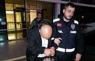 Balıkçı barınağında emekli polisi bıçaklayan...