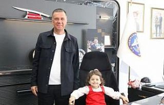 Başkan Ercan, koltuğunu devretti