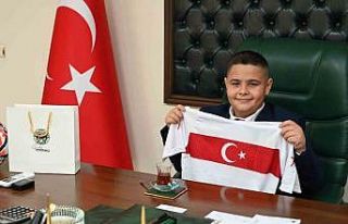 Başkan Hamamcı, 23 Nisan’da makamını ’Küçük...