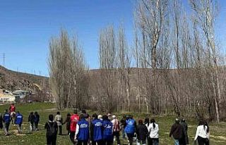 Bayburt’ta gençler çiftlikte ekranlardan uzak...