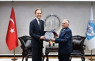 Belçika büyükelçini ağırlayan Büyükkılıç’tan...