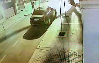 Beşiktaş’ta lüks araçların kundaklandığı...