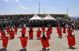 Besni’de 23 Nisan coşkusu