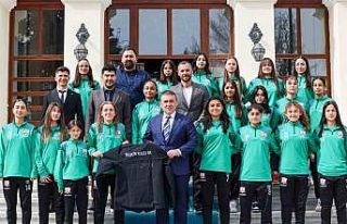 Bilecik Kolej Spor Kulübü’nden Vali Faik Oktay...