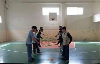 Bilecik’te kort tenisi kursu başladı