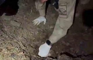 Bilezikler için anneyi ve oğlunu öldüren katil...