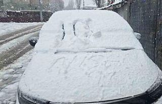 Bulanık’ta nisan ayında kar sürprizi