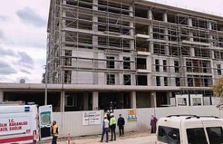 Bursa’da inşaatın 2. katından düşen işçi...