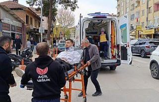 Bursa’da yola aniden çıkan araç kazaya yol açtı:...