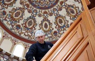 Büyükşehir camilerde temizlik çalışmalarını...