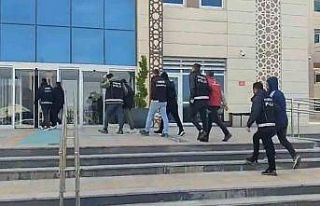 Çanakkale’de uyuşturucu taciri 5 şüpheli tutuklandı