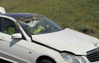 Çatalca’da otomobil takla attı: 2 kişi burnu...