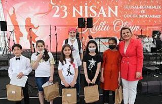 CHP’nin 23 Nisan tanıtımıyla ilgili Atatürk...