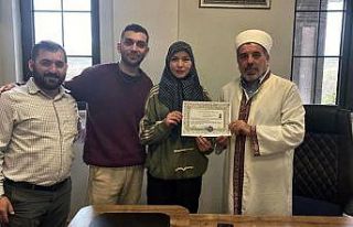 Çinli kadın Müslüman oldu