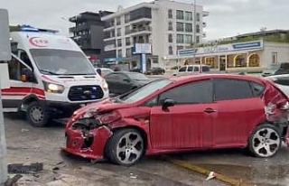 Denizli’de zincirleme trafik kazası: 4 yaralı