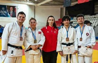 Denizlili judoculardan Türkiye şampiyonluğu