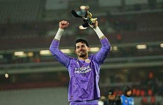 Derbide gözler kalecilerde