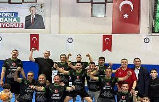 Derinkuyu hem gönülleri hem kupayı kazandı