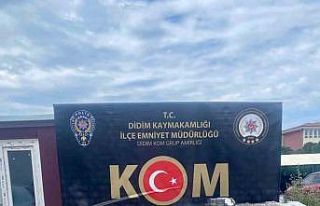 Didim’de 195 bin 900 adet doldurulmuş makaron ele...