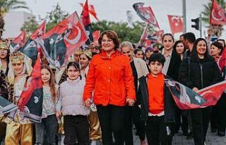 Didim’de bayram coşkusu sokaklara taştı