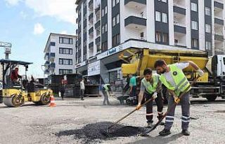 Diyarbakır’da hasarlı yollarda asfalt seferberliği