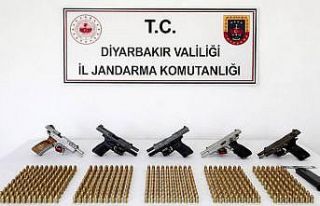 Diyarbakır’da silah kaçakçılığı operasyonu