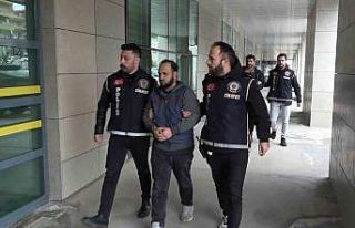 Doğum servisinde ablaları ile erkek arkadaşını...