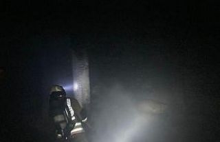 Dörtyol’da metruk bina yangını