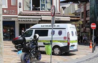 Döviz bürosunda silahlı kavgada 1 kişi yaralandı