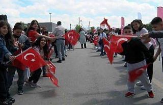 Dünya çocukları 23 Nisan için Menteşe’ye geliyor