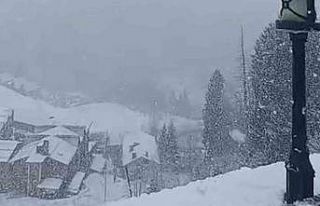 Dünyaca ünlü Ayder Yaylası’nda kar etkisini...