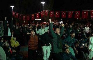 Düzceliler mili maç heyecanını Millet Bahçesi’nde...