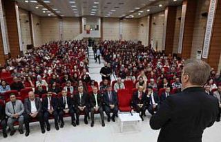 Eğitimde aile ve okul iş birliği vurgulandı