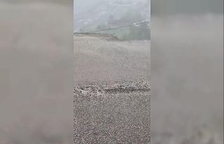 Elazığ’da dolu yağışı etkili oldu