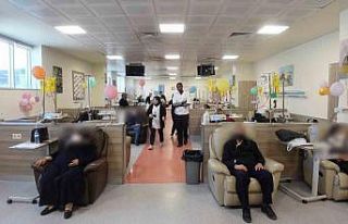 Elazığ’da kanser hastalarına moral verildi