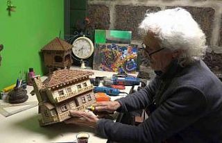 Emekli olduktan sonra yaptığı ahşap maket evler...