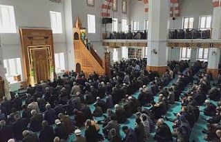 Erciş’te öğretmen ve öğrenciler için gıyabi...