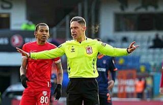 Erciyes 38 FK-Mazıdağı Fosfatspor maçını Burak...