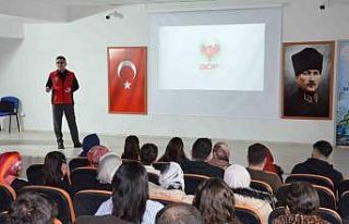 Erzincan’da öğretmenlere terörle mücadele farkındalık...