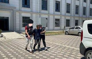 Eşini ve akrabasını ağır yaralamıştı: Mağdur...