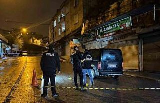 Etrafa rastgele ateş açtı, 1 kişi yaralandı