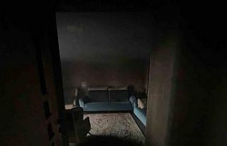 Evini ateşe verdi, kaçarken yakalandı