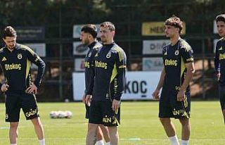 Fenerbahçe, Başakşehir maçı hazırlıklarını...
