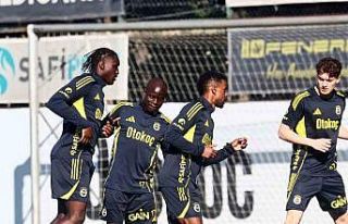 Fenerbahçe, Beşiktaş maçı hazırlıklarını...